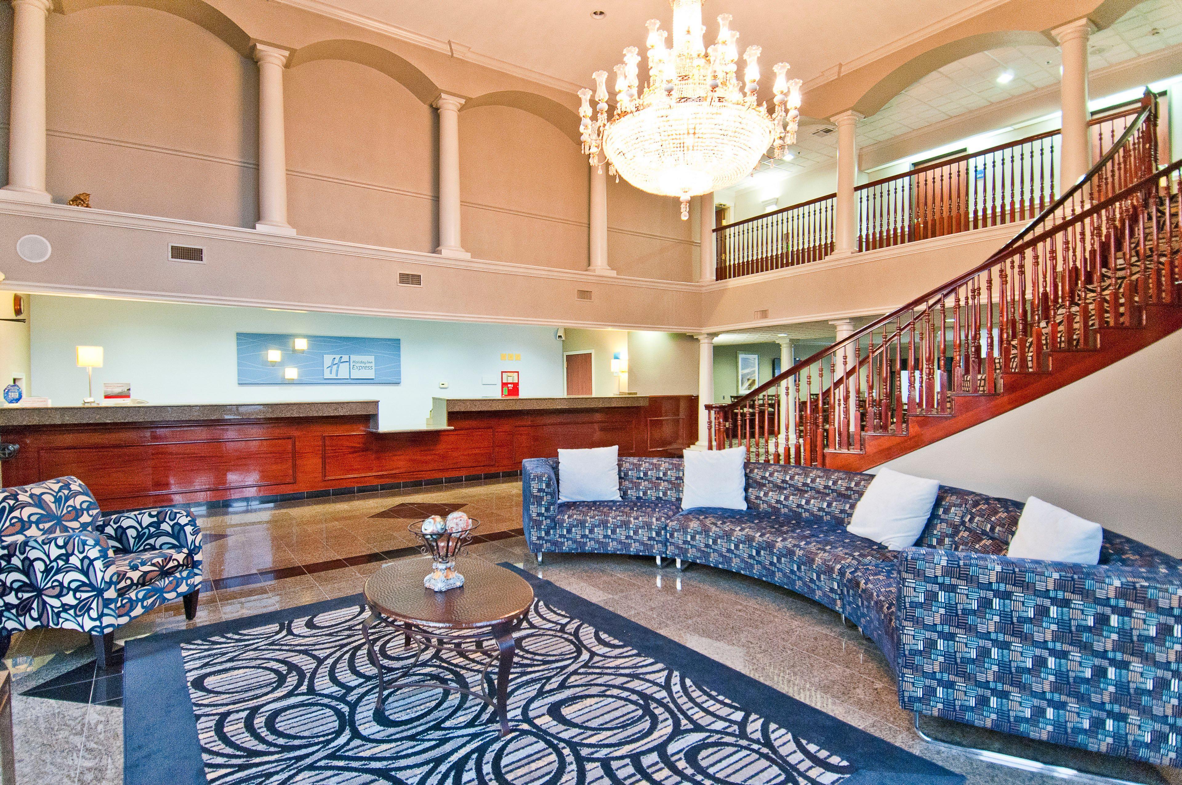 Holiday Inn Express Hotel And Suites Lake Charles By Ihg Экстерьер фото